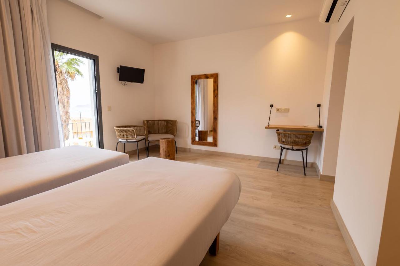 Play Hotel Ibiza - Adults Only Extérieur photo